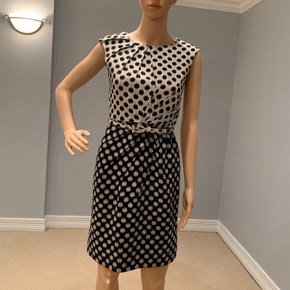 Oscar de la Renta two-tone dress w/ belt size 0.